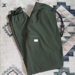 Green epic extra extra small, skinny scrub pants